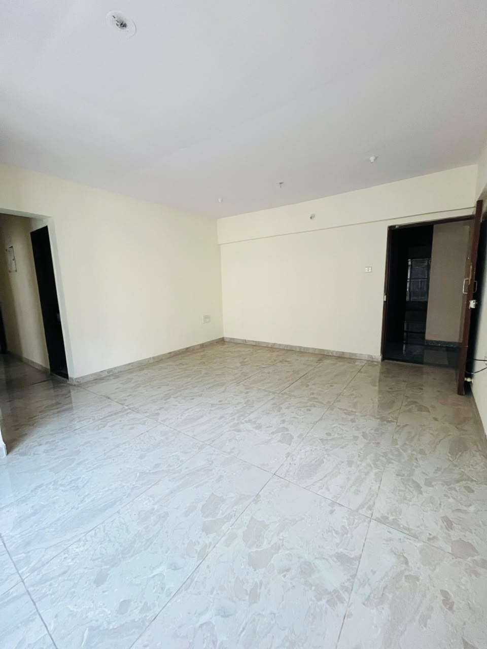 2 BHK Tilak Nagar